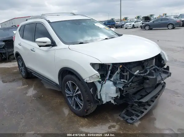 JN8AT2MT2HW380211 2017 NISSAN ROGUE - Image 1
