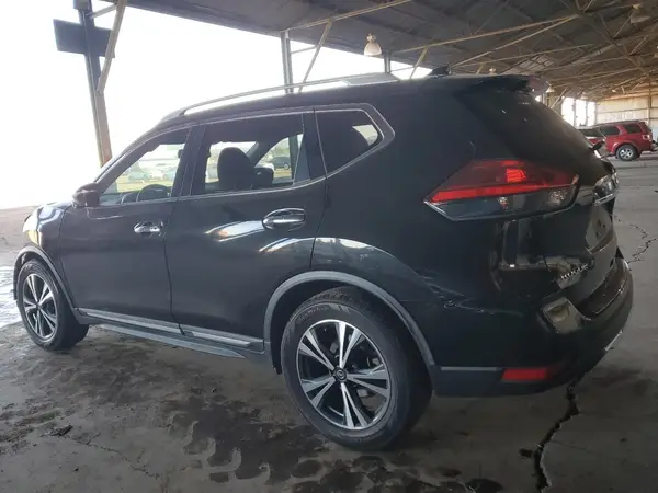 JN8AT2MT2HW382010 2017 NISSAN ROGUE - Image 2