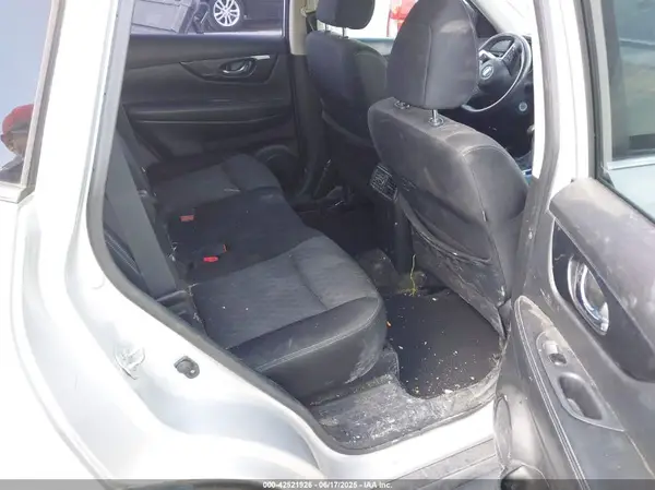 JN8AT2MT2HW384338 2017 NISSAN ROGUE - Image 8