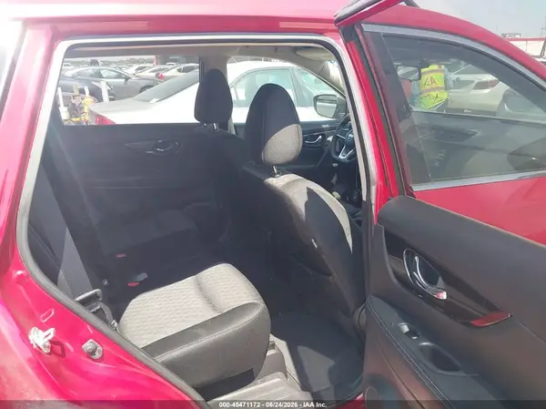 JN8AT2MT2HW384615 2017 NISSAN ROGUE - Image 8
