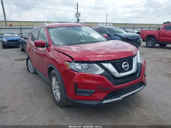 JN8AT2MT2HW386235 2017 NISSAN ROGUE - Image 1