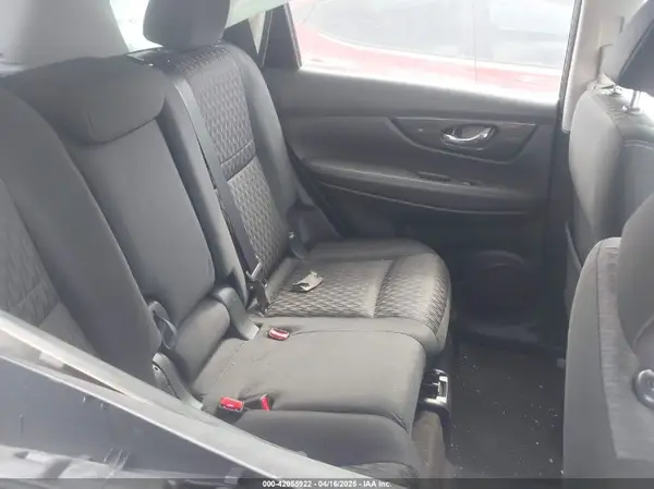 JN8AT2MT2HW386588 2017 NISSAN ROGUE - Image 8