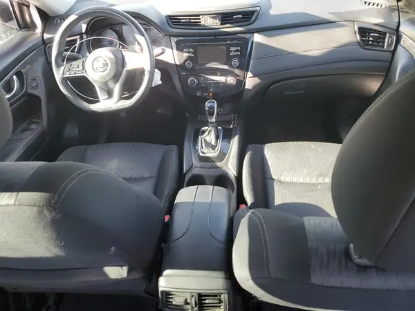 JN8AT2MT2HW386901 2017 NISSAN ROGUE - Image 8