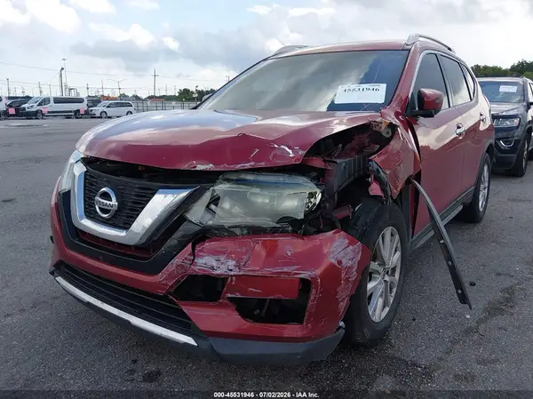 JN8AT2MT2HW392889 2017 NISSAN ROGUE - Image 2