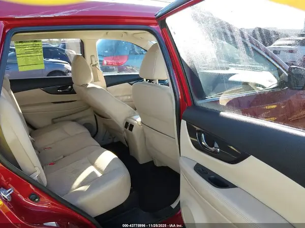 JN8AT2MT2HW393086 2017 NISSAN ROGUE - Image 8