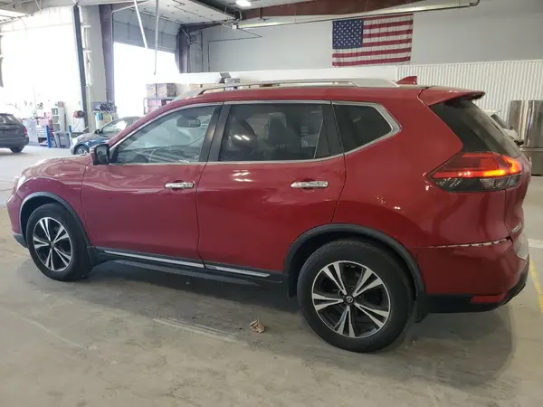 JN8AT2MT2HW393699 2017 NISSAN ROGUE - Image 2