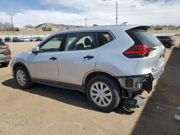 JN8AT2MT2HW394660 2017 NISSAN ROGUE - Image 2