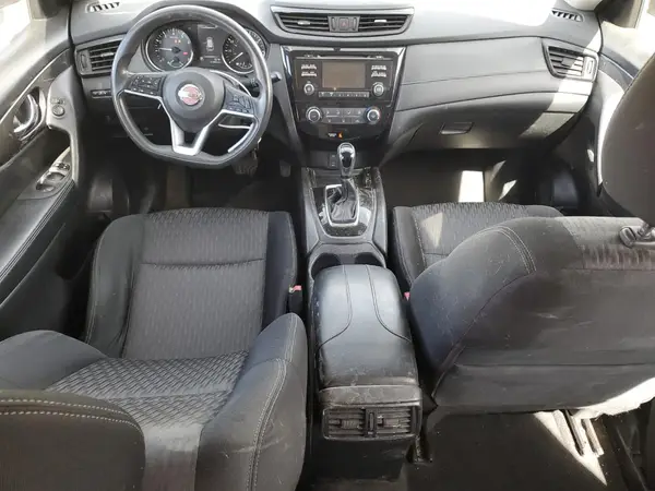 JN8AT2MT2HW394660 2017 NISSAN ROGUE - Image 8