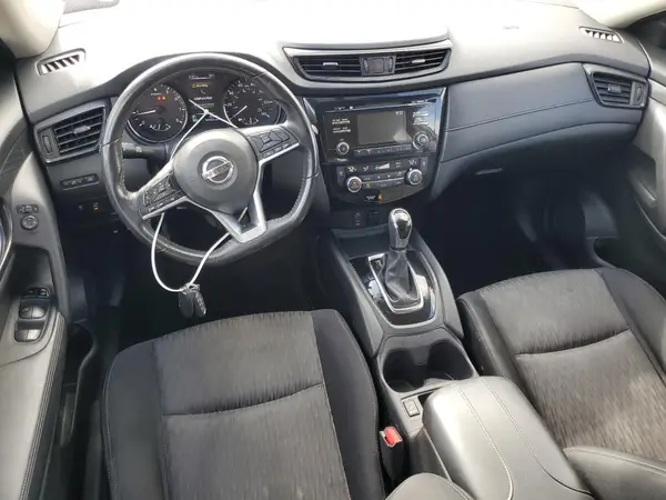 JN8AT2MT2HW397929 2017 NISSAN ROGUE - Image 8