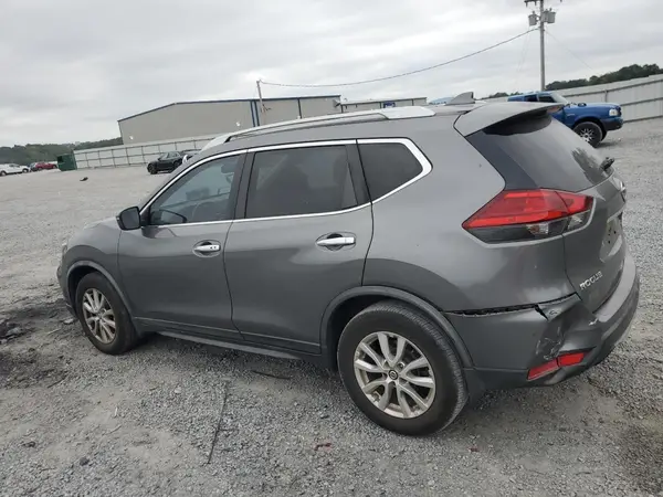 JN8AT2MT2HW398241 2017 NISSAN ROGUE - Image 2