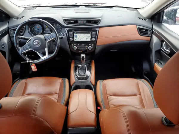JN8AT2MT2HW398448 2017 NISSAN ROGUE - Image 8