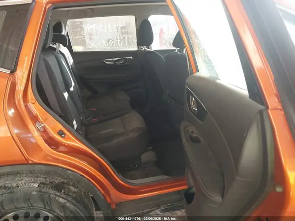 JN8AT2MT2HW398997 2017 NISSAN ROGUE - Image 8