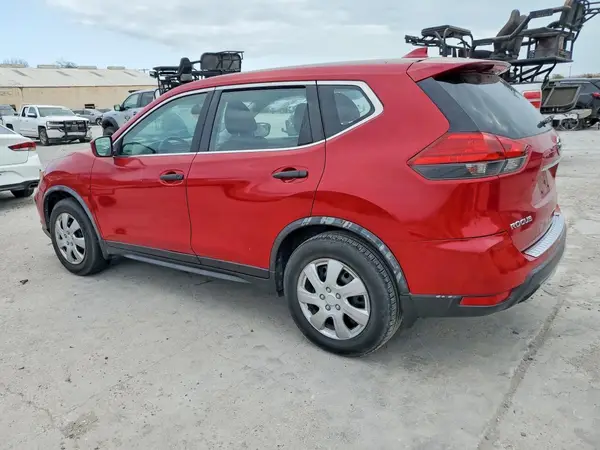 JN8AT2MT2HW399213 2017 NISSAN ROGUE - Image 2
