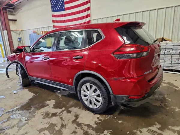 JN8AT2MT2HW399549 2017 NISSAN ROGUE - Image 2