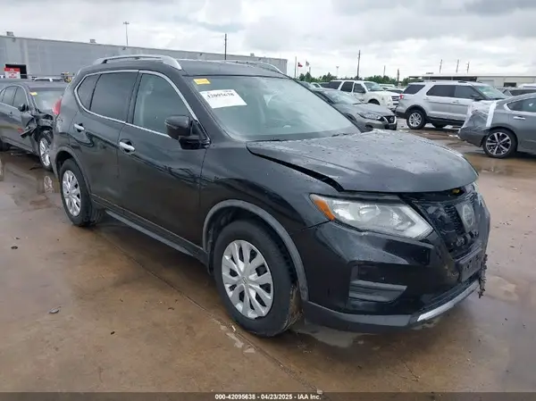 JN8AT2MT2HW401543 2017 NISSAN ROGUE - Image 1