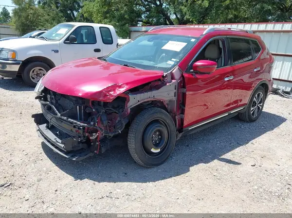 JN8AT2MT2HW401574 2017 NISSAN ROGUE - Image 2