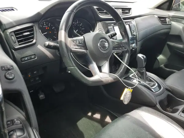 JN8AT2MT2HW404698 2017 NISSAN ROGUE - Image 8