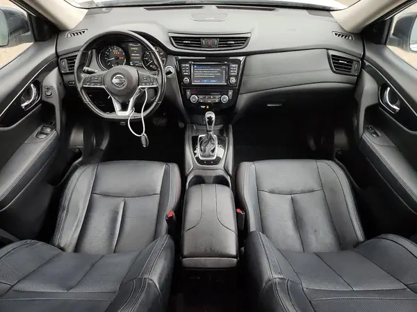 JN8AT2MT2HW405415 2017 NISSAN ROGUE - Image 8
