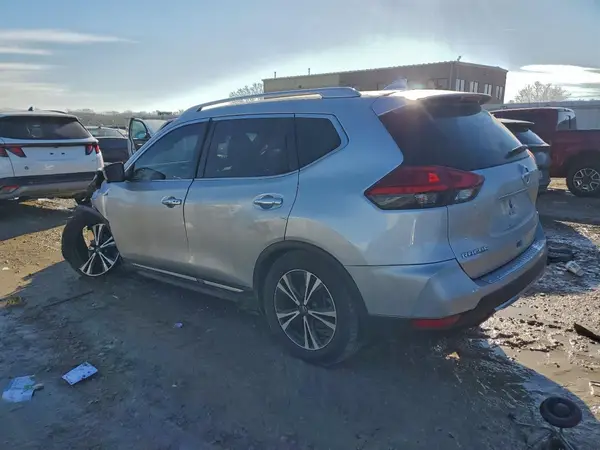 JN8AT2MT2HW405432 2017 NISSAN ROGUE - Image 2