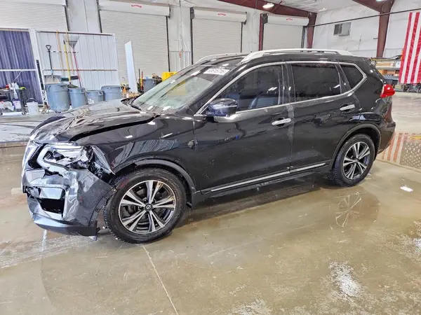 JN8AT2MT2HW406564 2017 NISSAN ROGUE - Image 1