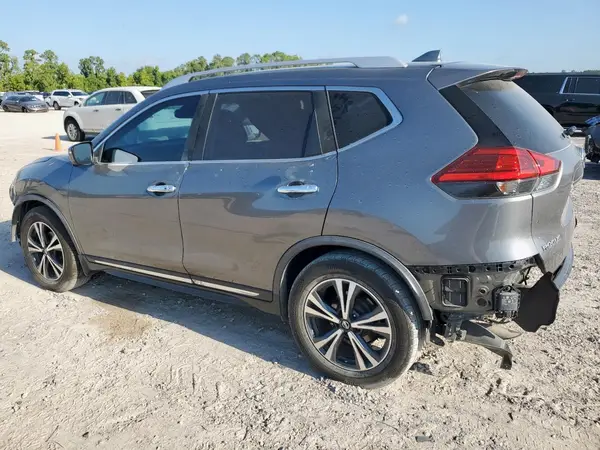 JN8AT2MT2HW408539 2017 NISSAN ROGUE - Image 2