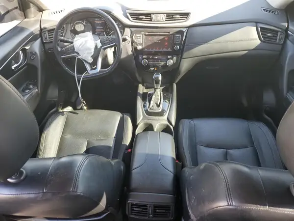 JN8AT2MT2JW451705 2018 NISSAN ROGUE - Image 8