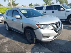 JN8AT2MT2JW451994 2018 NISSAN ROGUE