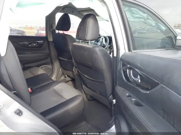 JN8AT2MT2JW453003 2018 NISSAN ROGUE - Image 8
