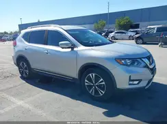 JN8AT2MT2JW453373 2018 NISSAN ROGUE