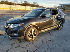 JN8AT2MT2JW455771 2018 NISSAN ROGUE