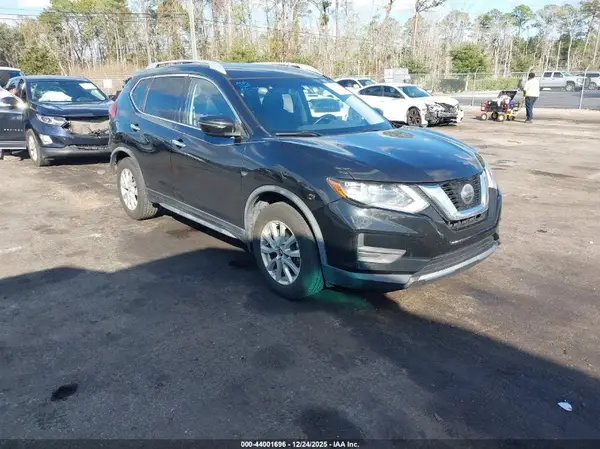 JN8AT2MT2JW456600 2018 NISSAN ROGUE - Image 1