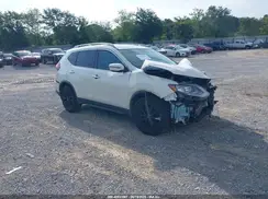 JN8AT2MT2JW456614 2018 NISSAN ROGUE