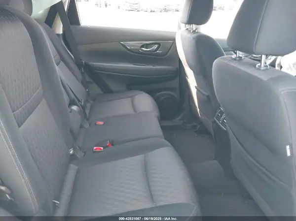 JN8AT2MT2JW456614 2018 NISSAN ROGUE - Image 8