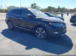 JN8AT2MT2JW457553 2018 NISSAN ROGUE