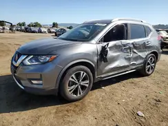 JN8AT2MT2JW458735 2018 NISSAN ROGUE