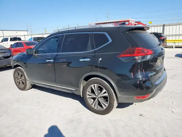 JN8AT2MT2JW459285 2018 NISSAN ROGUE - Image 2