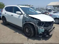 JN8AT2MT2JW461683 2018 NISSAN ROGUE