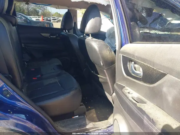 JN8AT2MT2JW464647 2018 NISSAN ROGUE - Image 8