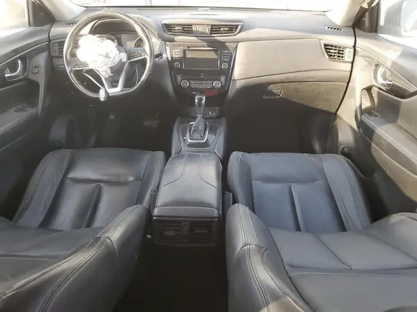 JN8AT2MT2JW465555 2018 NISSAN ROGUE - Image 8