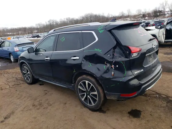 JN8AT2MT2JW465703 2018 NISSAN ROGUE - Image 2