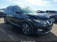 JN8AT2MT2JW466561 2018 NISSAN ROGUE