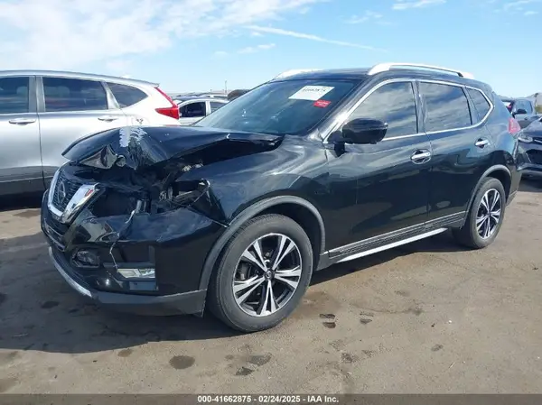 JN8AT2MT2JW466561 2018 NISSAN ROGUE - Image 2