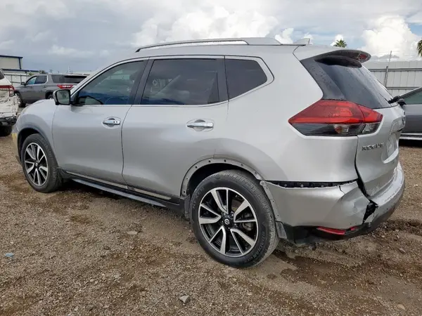 JN8AT2MT2JW468018 2018 NISSAN ROGUE - Image 2
