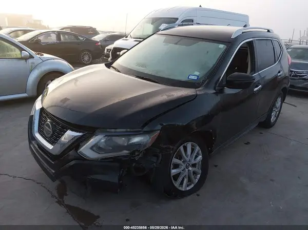JN8AT2MT2JW470285 2018 NISSAN ROGUE - Image 2