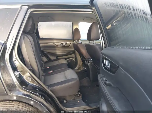 JN8AT2MT2JW470285 2018 NISSAN ROGUE - Image 8