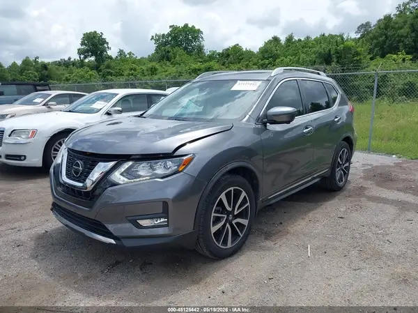 JN8AT2MT2JW487684 2018 NISSAN ROGUE - Image 2