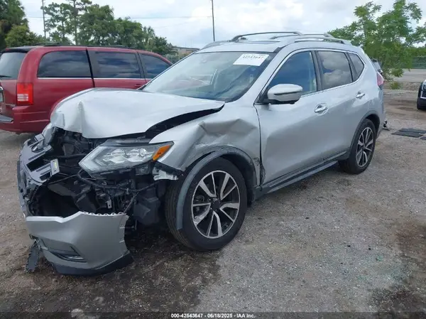 JN8AT2MT2JW489368 2018 NISSAN ROGUE - Image 2
