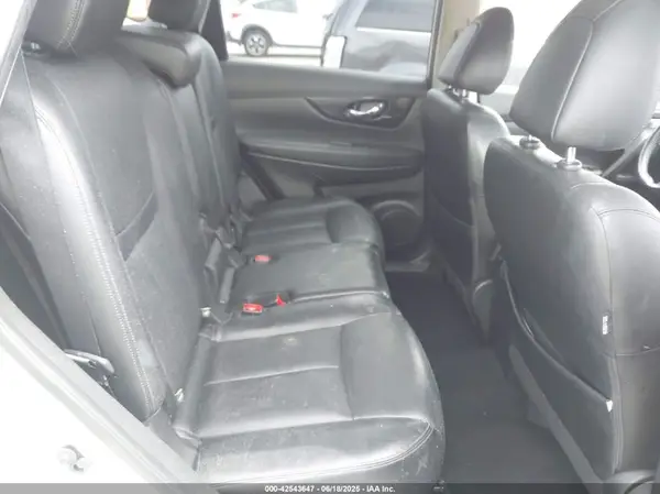 JN8AT2MT2JW489368 2018 NISSAN ROGUE - Image 8