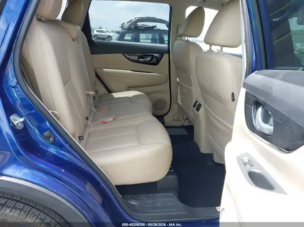 JN8AT2MT2JW489497 2018 NISSAN ROGUE - Image 8