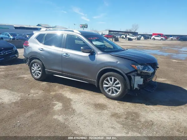 JN8AT2MT2KW250131 2019 NISSAN ROGUE - Image 1